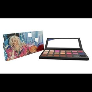 Kylie Jenner Pressed Powder